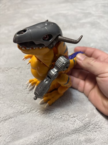 Digivolving digimon figure - digimon,